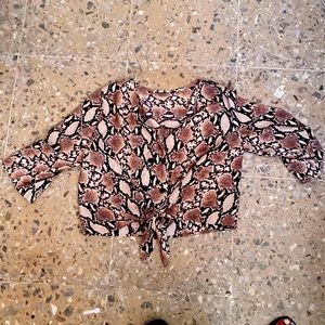 Bershka blouse size S